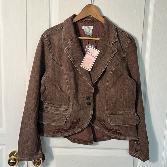 NWT FDJ FRENCH DRESSING DENIM JACKET IN LIGHT BURGUNDY COLOUR IN SIZE LARGE - Picture 2 of 7